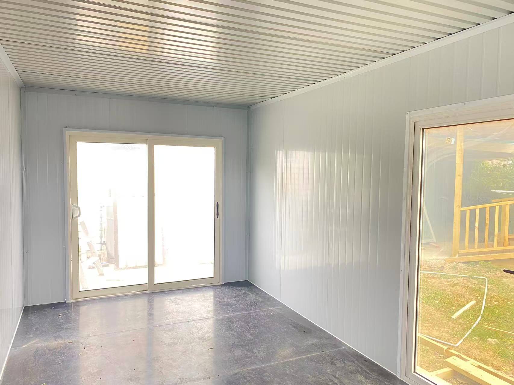 MEDIUM CABIN 6 x 3 m Classic Cabin XIII