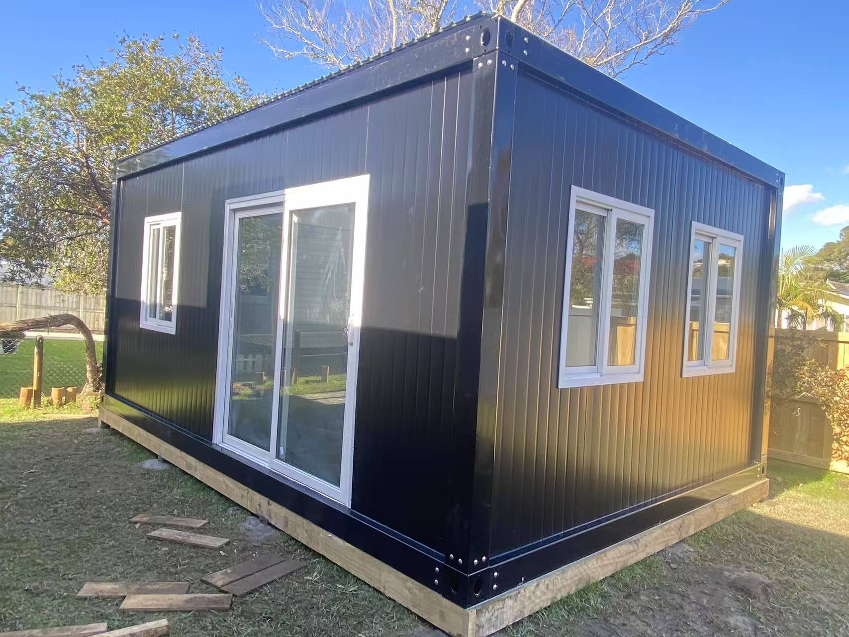 LARGE CABIN  6 x 4 m CLASSIC CABINS IV
