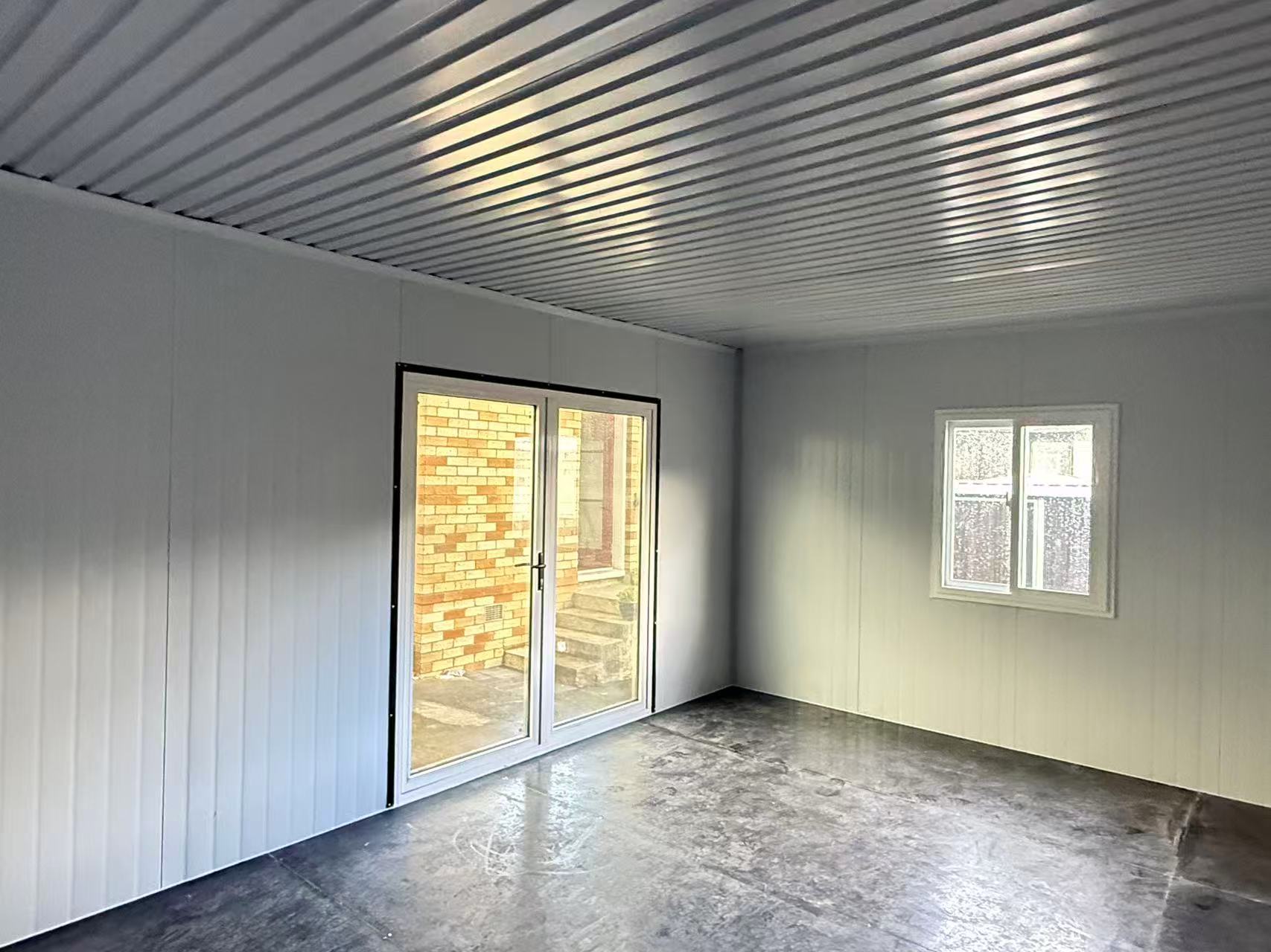 LARGE CABIN 6 x 4 m Classic Cabins XVII