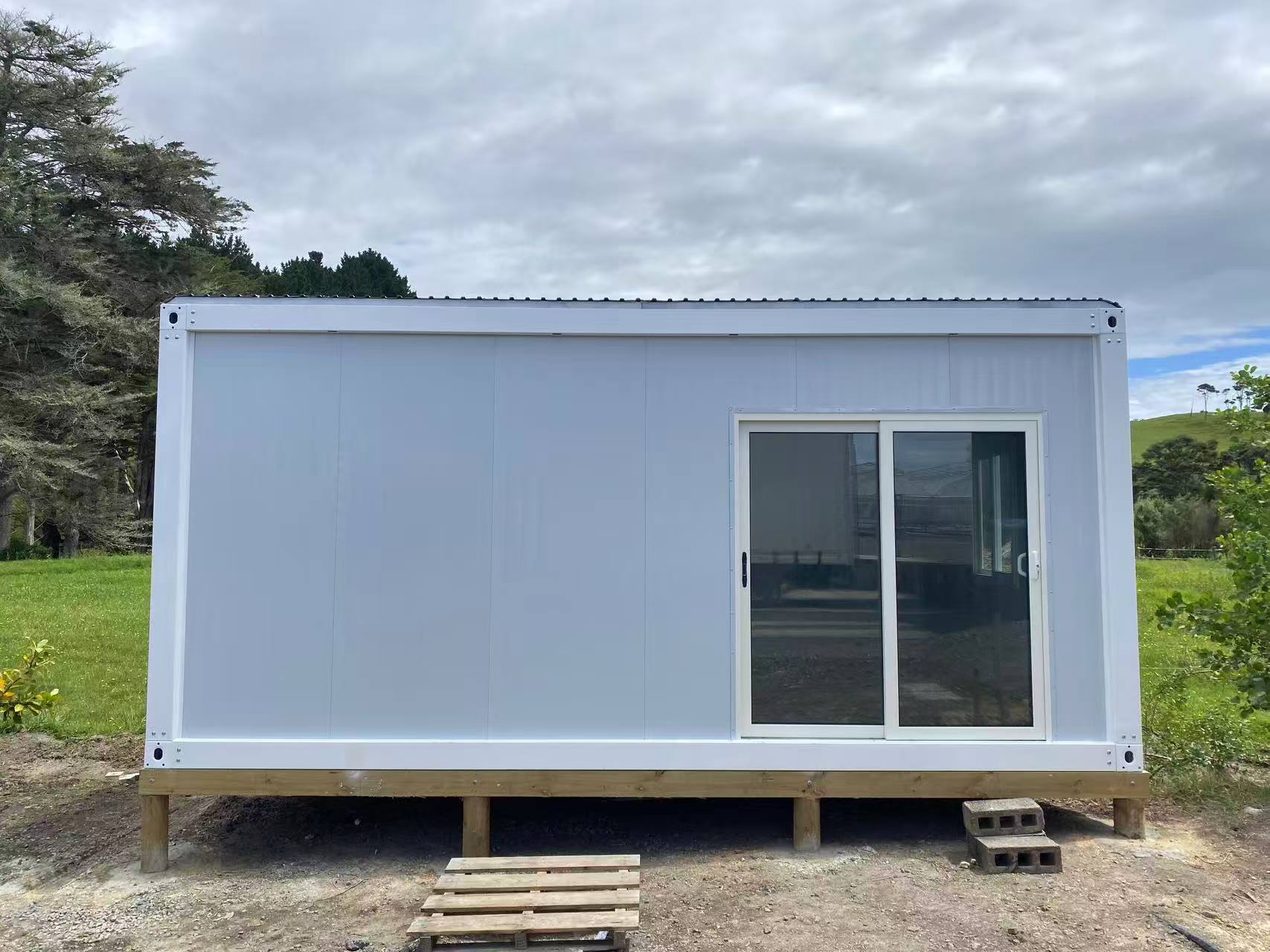 LARGE CABIN 6 x 4 m Classic Cabins XVI