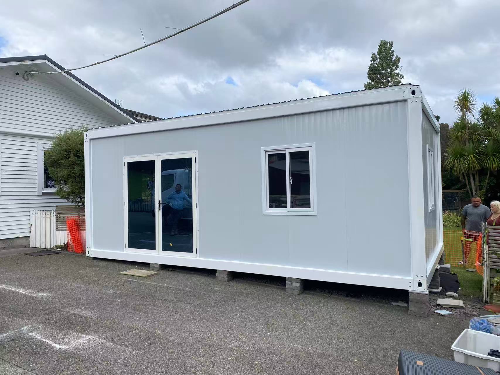 LARGE CABIN  7 x 4 m GW IV