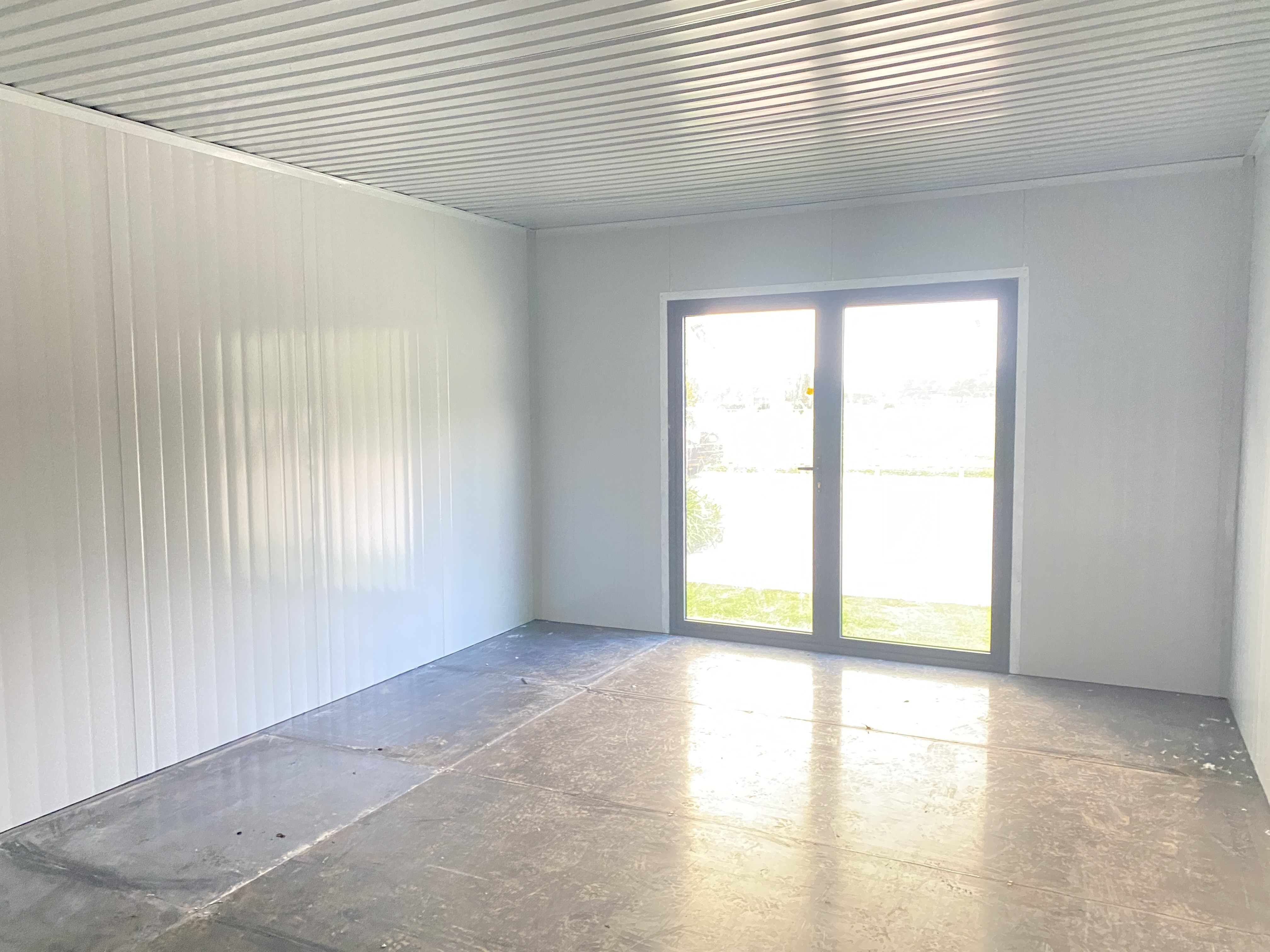 LARGE CABIN 6 x 4 m Classic Cabins XVIII