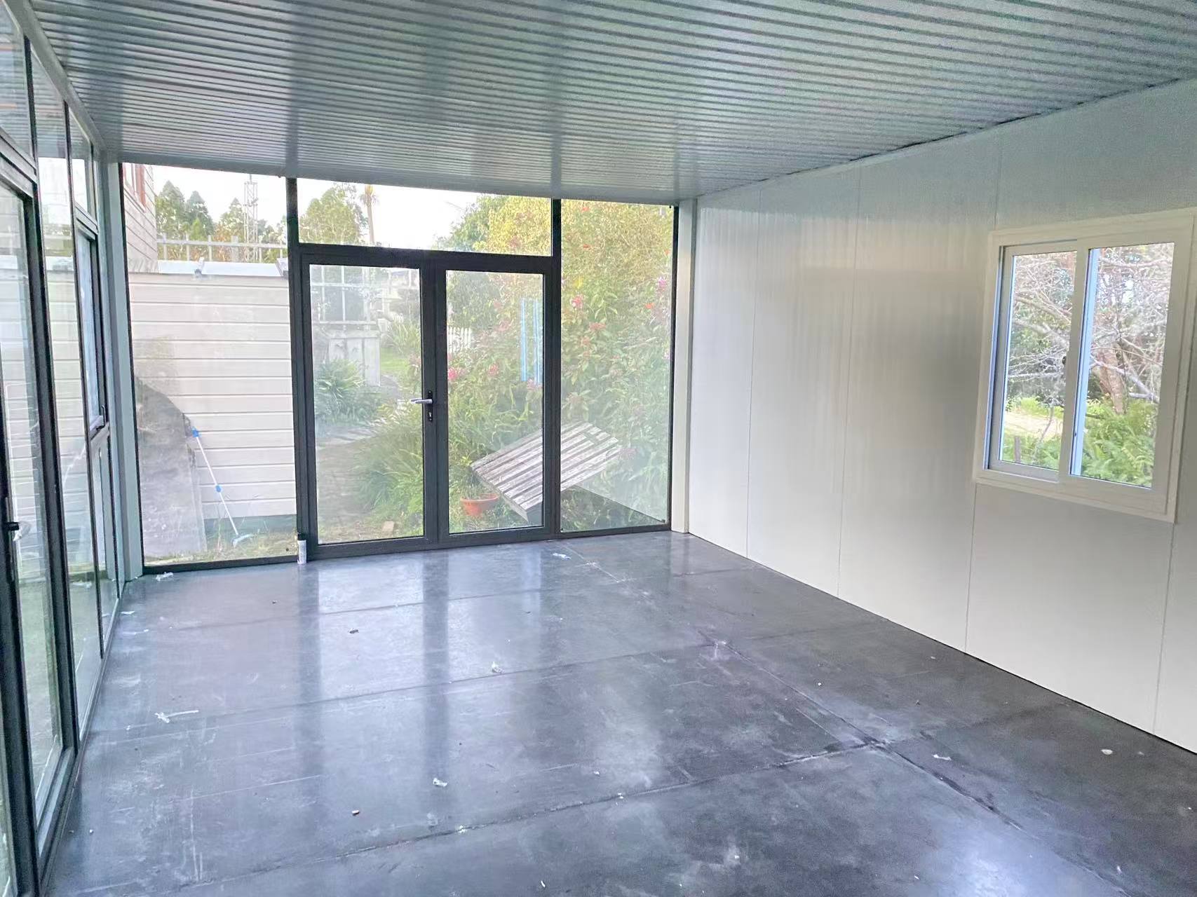 LARGE CABIN  7 x 4 m GW VI