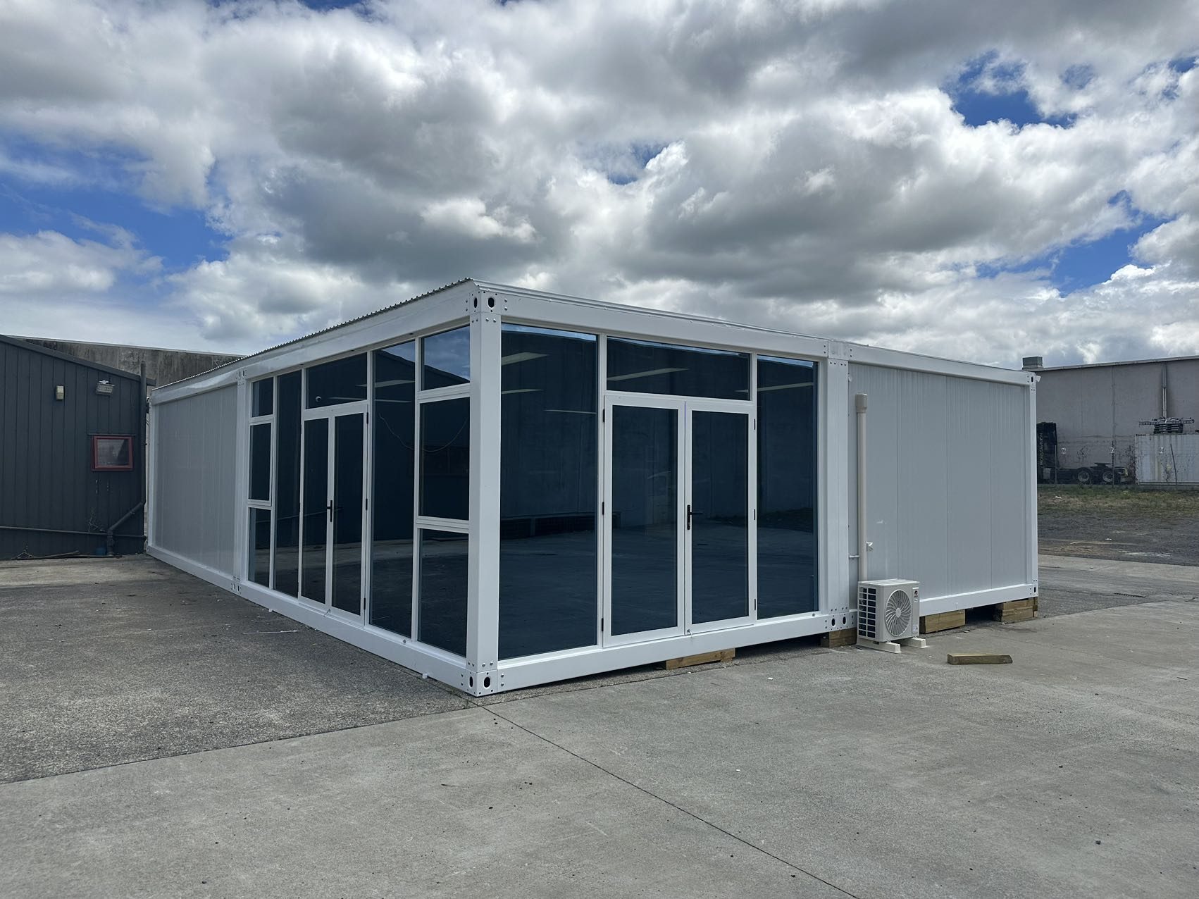 MODULAR CABIN 12 x 8 m III