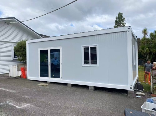 LARGE CABIN  7 x 4 m GW IV