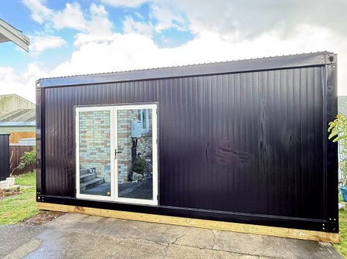 LARGE CABIN 6 x 4 m Classic Cabins XVII