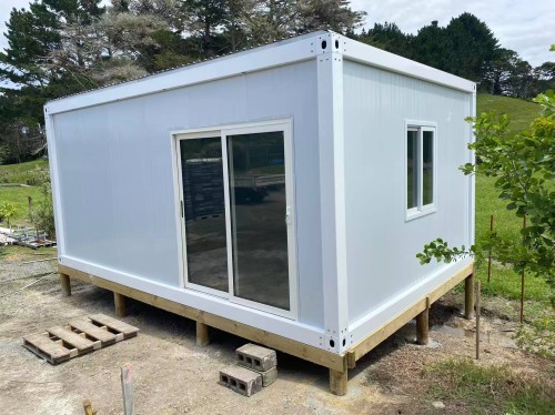 LARGE CABIN 6 x 4 m Classic Cabins XVI